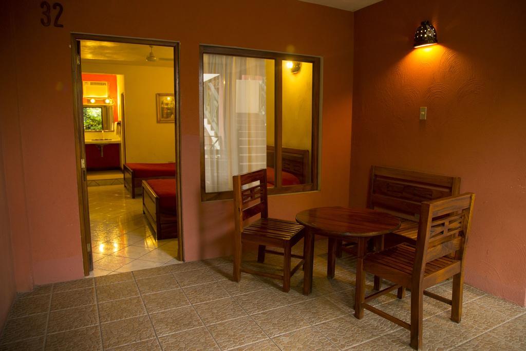 Hotel Villa Hermosa Реталулеу Экстерьер фото